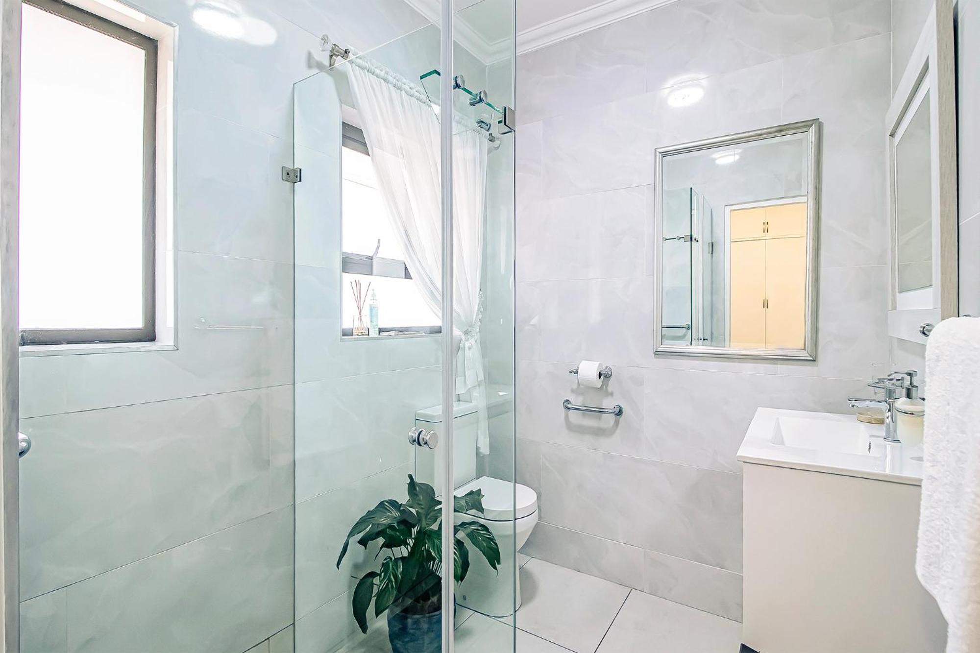 Leozet Self Catering Apartment Преторія Екстер'єр фото